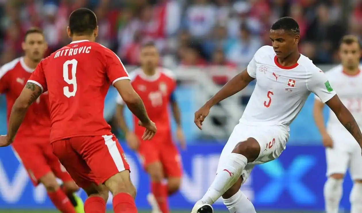 Suiza venció 2-1 a Serbia y lidera el Grupo E con Brasil
