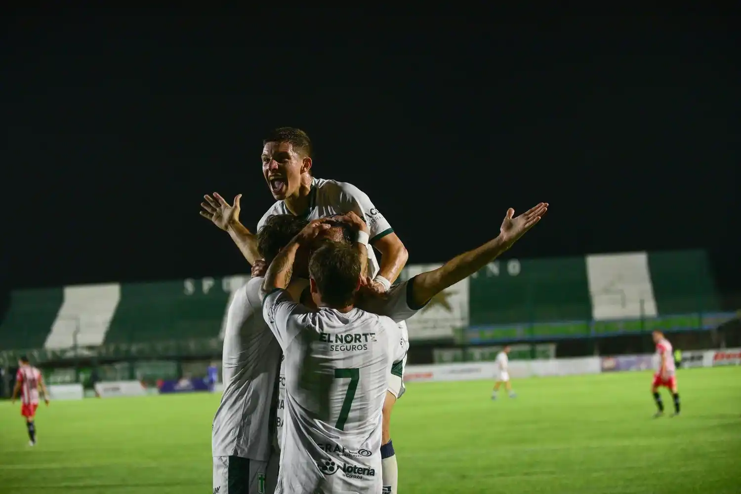 La “Verde” ganó y es puntero.