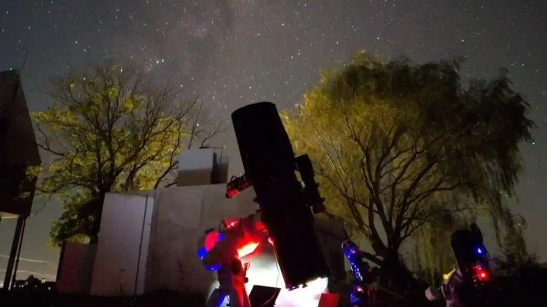 Alberti, "Capital provincial de la Observación Astronómica"