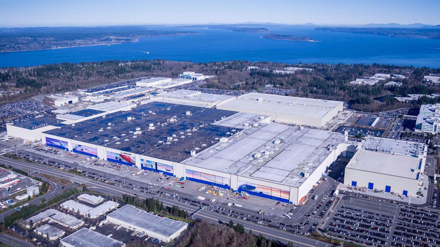 The Boeing Everett Factory is the largest building in the U.S., a testament to industrial innovation.