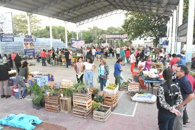 En Clorinda se desarrolló por Semana Santa 
una exitosa feria de pequeños productores