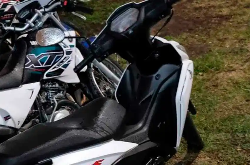 Un menor detenido por robar una moto