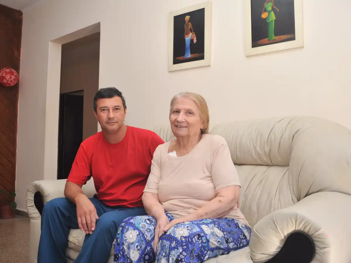 Un enfermero le salvó la vida a una  abuela con maniobras de resucitación   