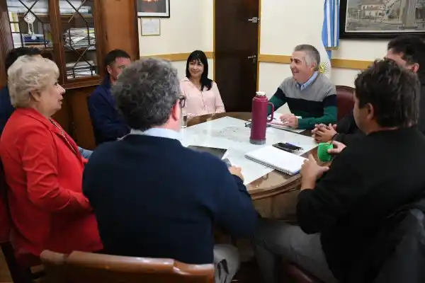 El Departamento Ejecutivo acordó aumento salarial con representantes gremiales