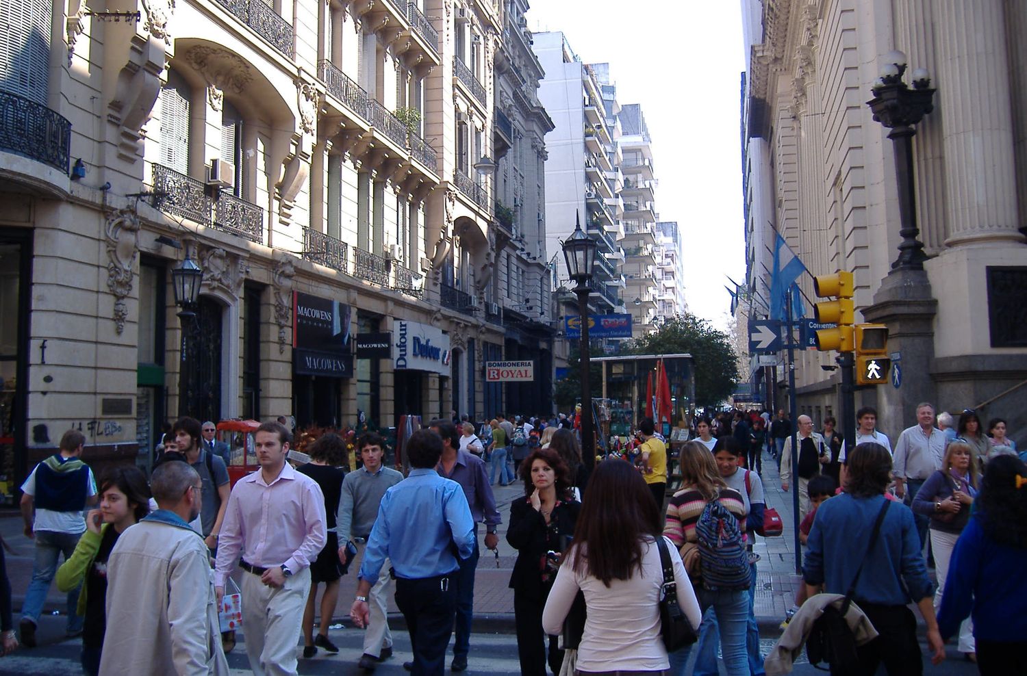 Las ventas minoristas se desplomaron un 10% en octubre