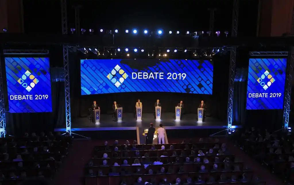 Los créditos UVA estarán atados a los salarios y no a la inflación