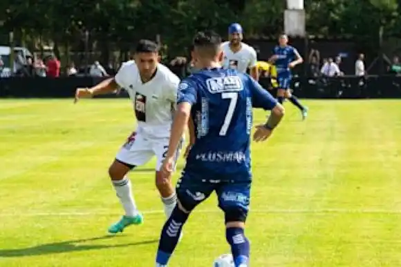 Deportivo Riestra y Quilmes igualaron en el Reducido