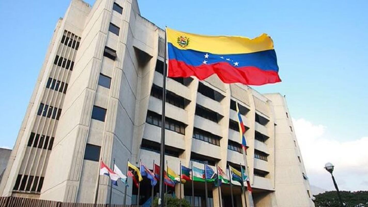 ¡GOLPE TRAS GOLPE! TSJ declara sin lugar los recursos interpuestos por Freddy Superlano y Henri Falcón