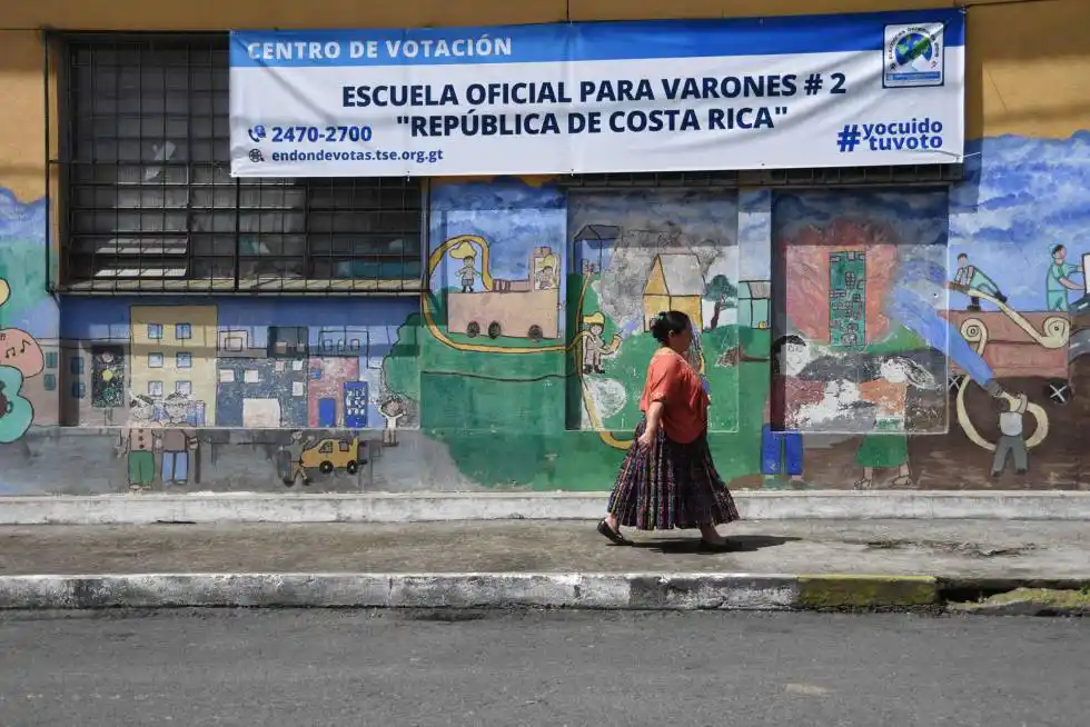 Guatemala elige presidente con el anhelo de combatir la corrupción