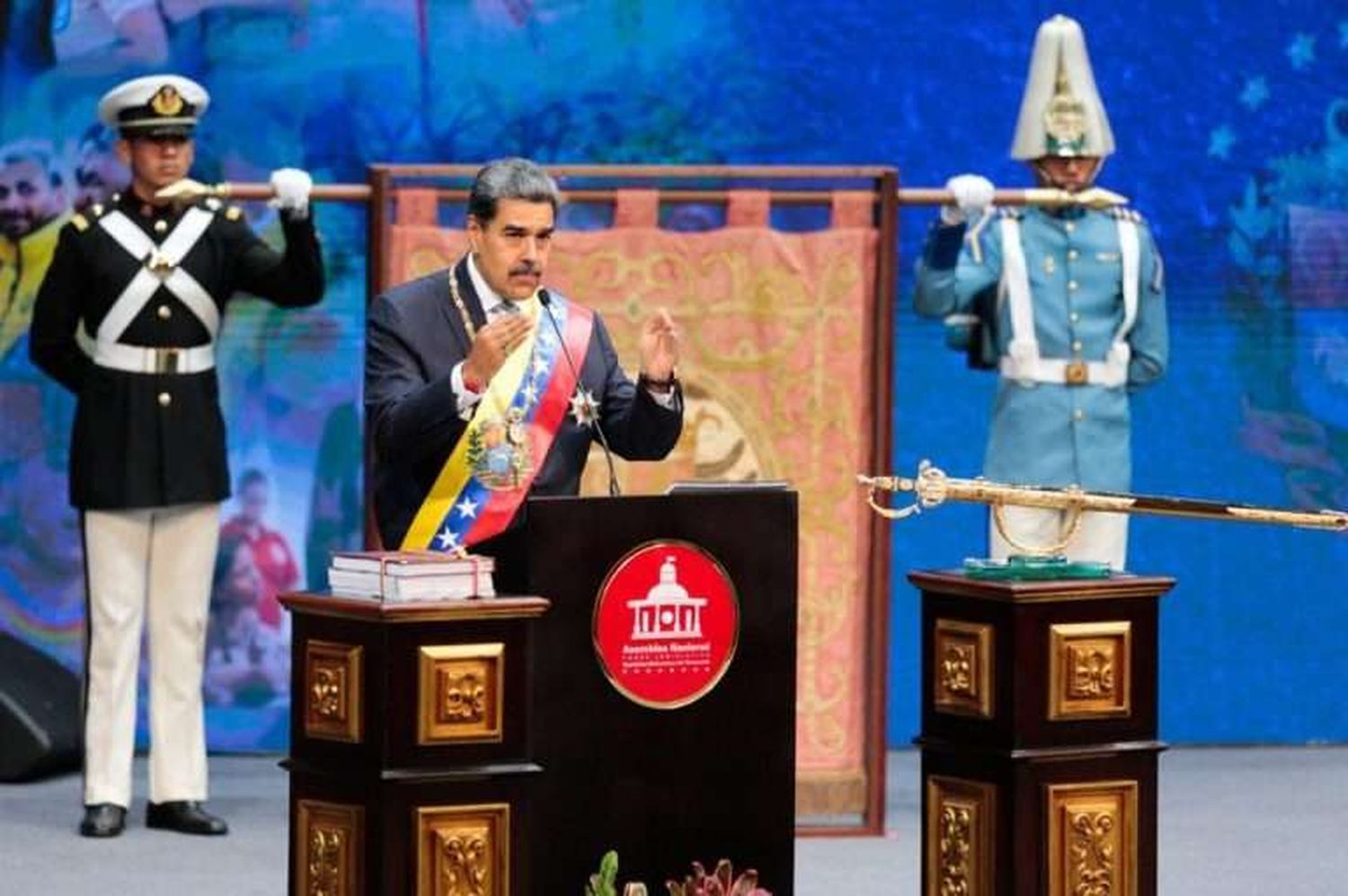 Maduro: llama desquiciados a los que PIDEN INTERVENCIÓN EN VENEZUELA (+Video)