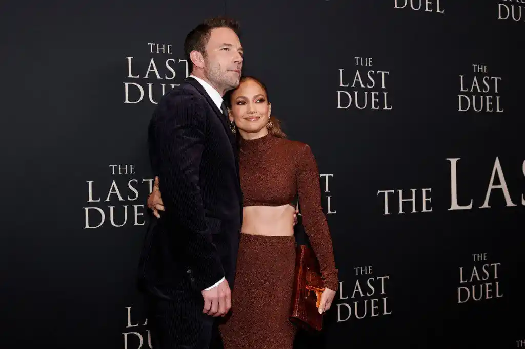 Esta fue la razón por la que JLo y Ben Affleck comenzaron su boda en el hospital