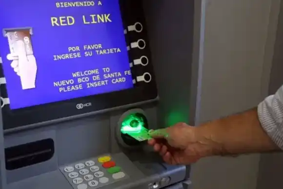 Comienza el pago de los aumentos de los empleados públicos de Santa Fe