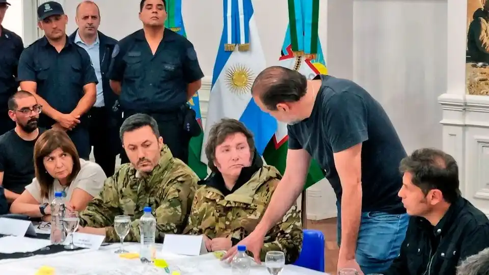 Javier Milei con Patricia Bulrich y Luis Petri en Bahía Blanca