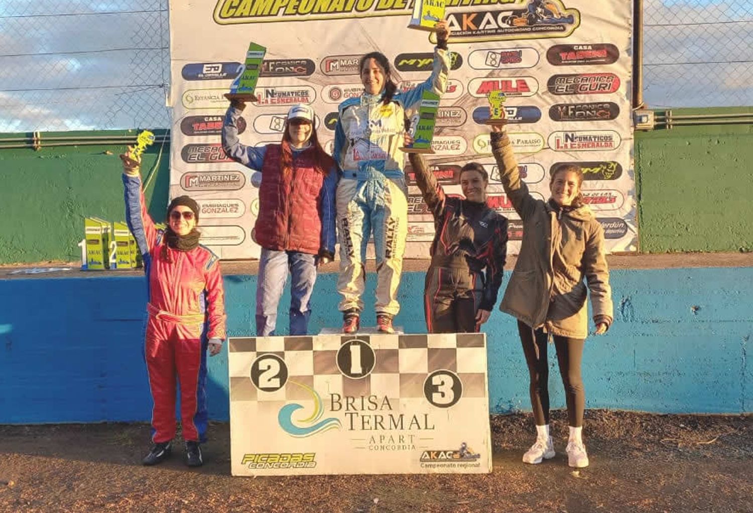 Podios repartidos: La 2ª fecha del Regional de Karting tuvo 3 damas y 3 caballeros