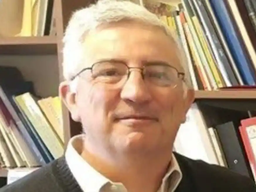 El pronunciamiento del intendente se enmarca en un contexto de fuerte impacto social y conmoción en la comunidad educativa y venadense, a partir de la gravedad de los hechos juzgados.