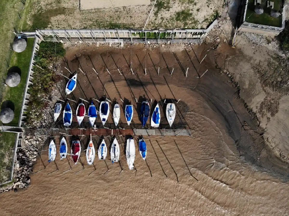Por la bajante del Paraná piden limitar el consumo de agua en siete provincias