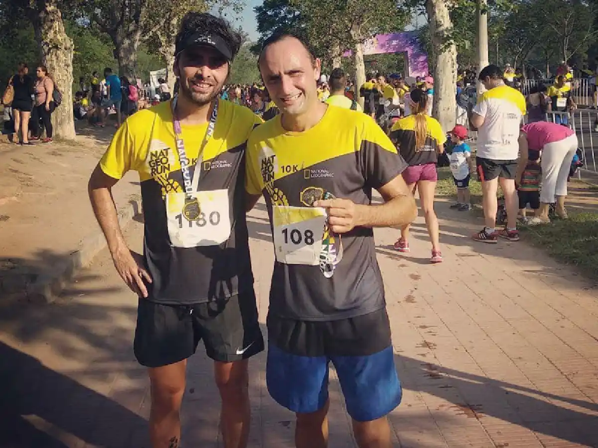 Corrieron por “la tierra”