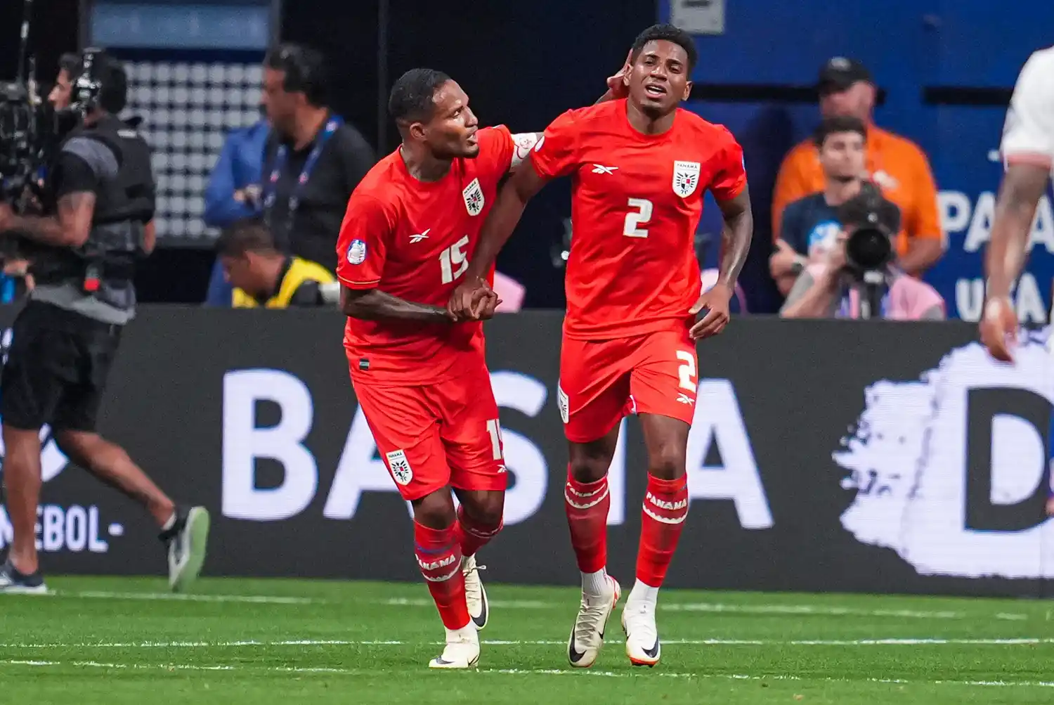 Blackman festeja la igualdad transitoria de Panamá.