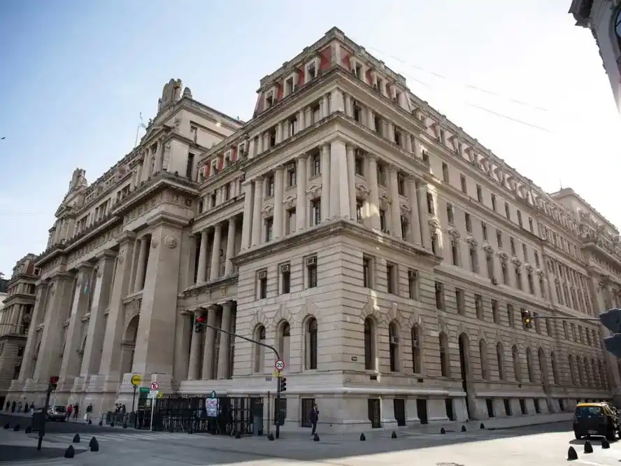 La Corte Suprema de Justicia.