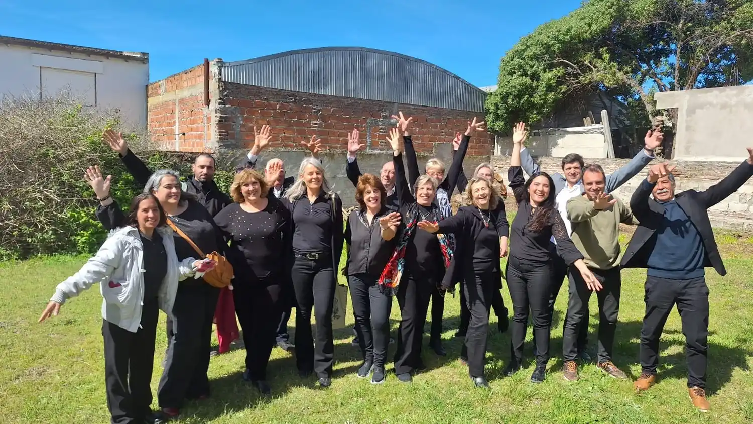 Integrantes del Coro de la Iglesia Reformada y su directora Belén Altamirano