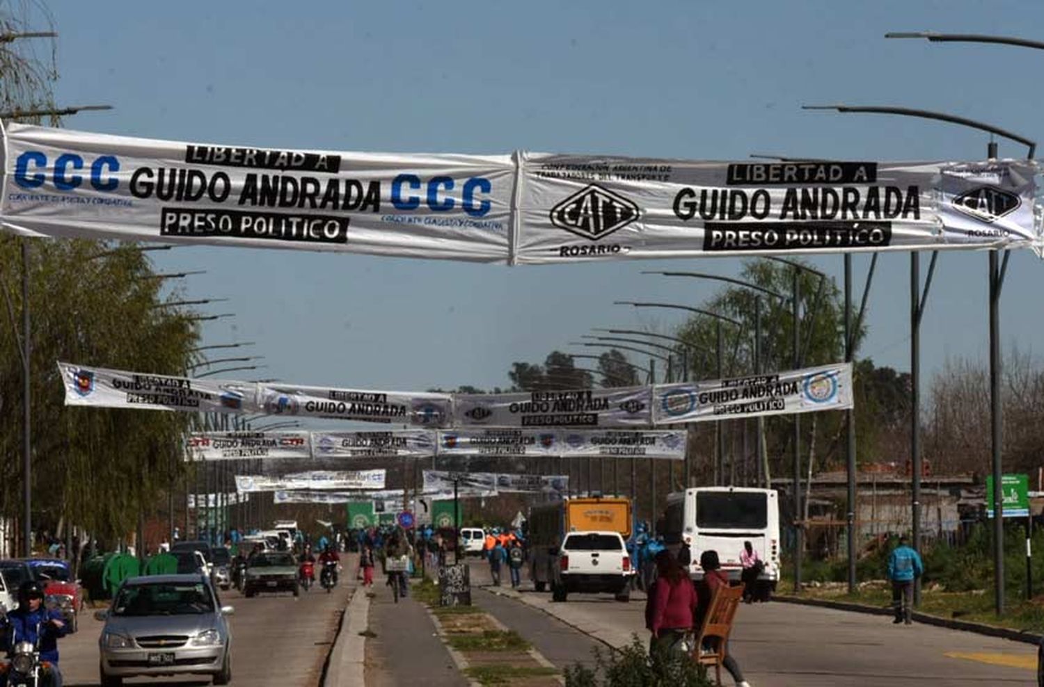 «Guido Andrada preso político», la frase de los carteles en la protesta de recolectores