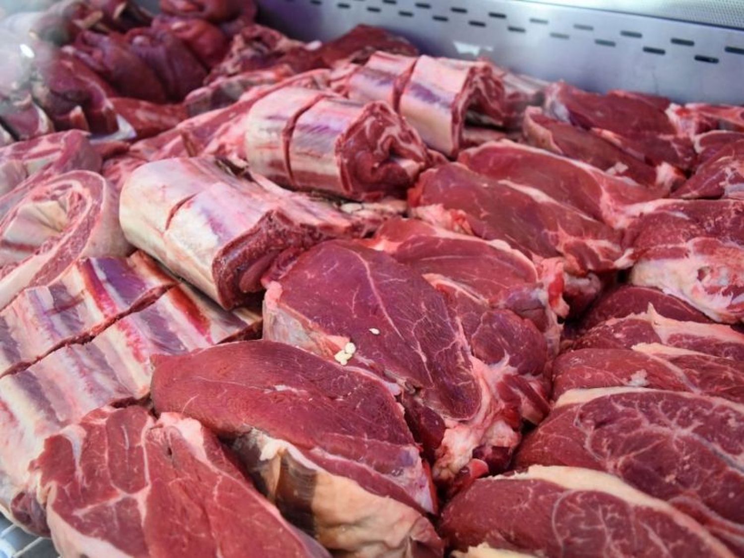 Se consumen 6 kilos menos de carne vacuna por persona