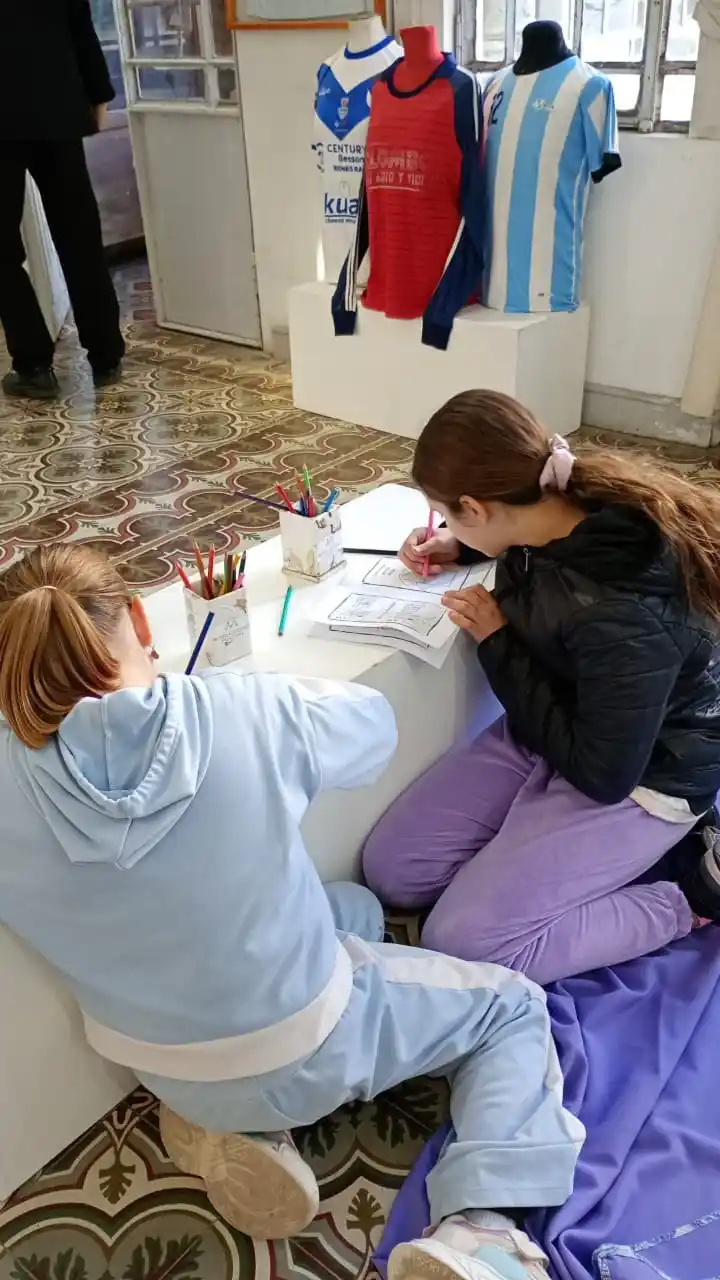 El Museo Histórico Municipal vivió una jornada especial con música, historia y mateada - 2