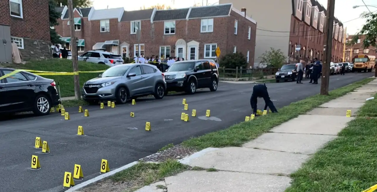 Estados Unidos: dos hombres asesinaron a balazos a un niño en la puerta de una escuela