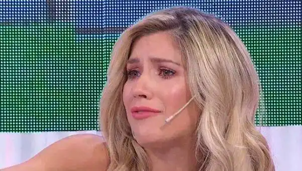 Laurita Fernández rompió en llanto en pleno programa