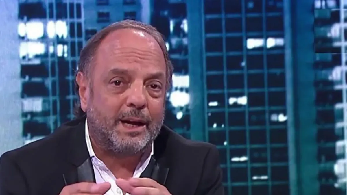 Baby Etchecopar cruzó a Axel Kicillof por el lenguaje inclusivo: "Sos una bestia, no sabés ni conjugar los verbos"