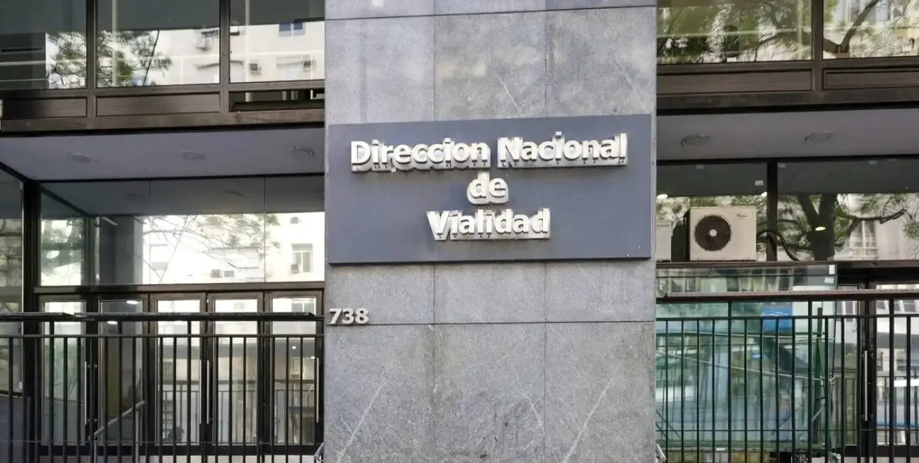 Entre los organismos más afectados, ANSES y Vialidad Nacional encabezaron las disminuciones con una pérdida de 1.265 y 718 puestos respectivamente. Crédito: Gentileza Rodrigo Nespolo/La Nación