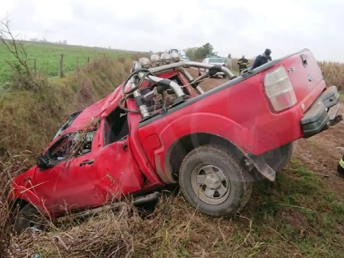 Se accidentó una familia  en un camino rural cerca  la ruta 1, en Morteros