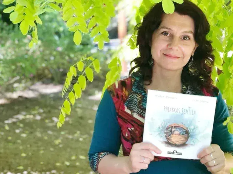 Magela Demarco llega con sus libros para reflexionar sobre las palabras y los vínculos