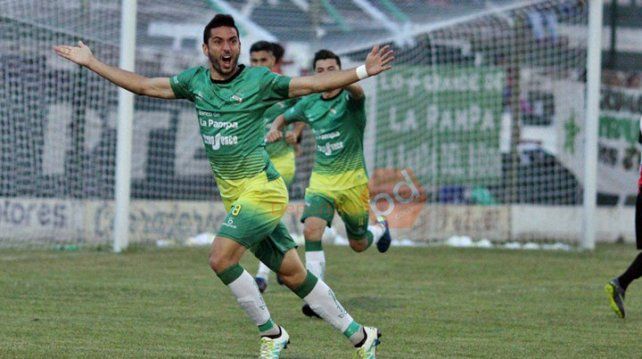 Ezequiel Riera, un nuevo volante mixto para Alvarado