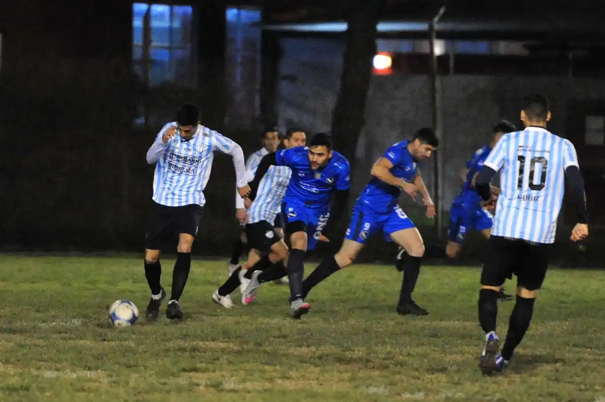 Juventud Unida le ganó a Deportivo y saltó a la punta en soledad
