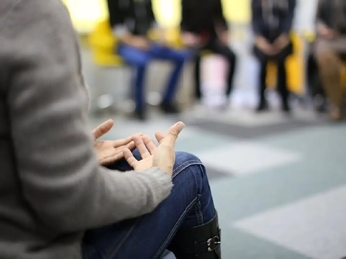“Vos y yo nos escuchamos”: nace un grupo de apoyo a familiares de personas con adicciones