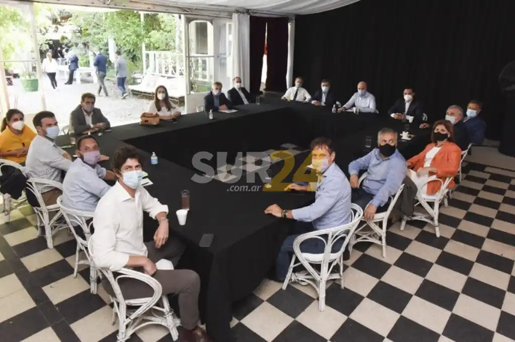 La oposición pide que se deje sin efecto el cierre del fronteras