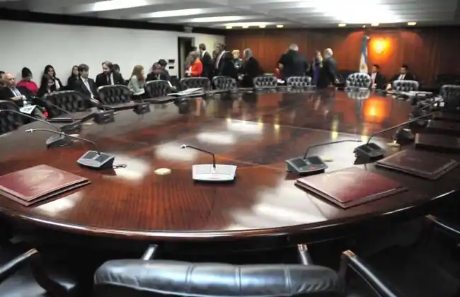 Los ciudadanos podrán elegir a 12 miembros de la Magistratura en octubre