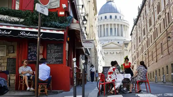Marsella se rebela ante las nuevas medidas contra el covid-19