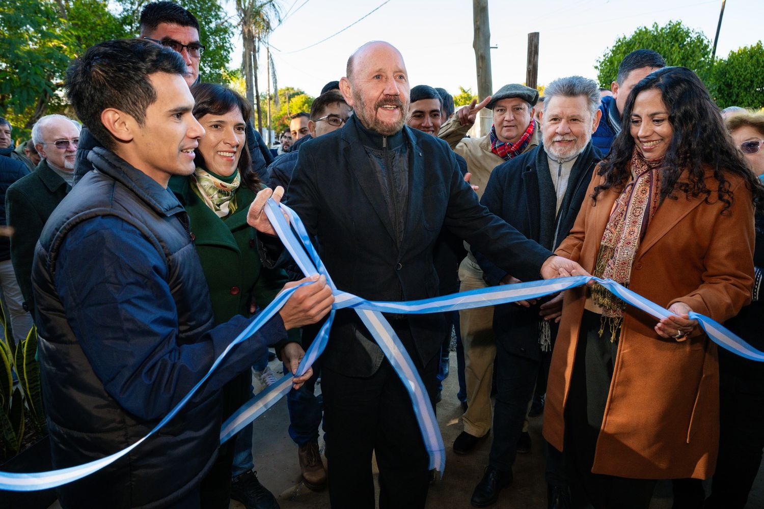 El Espinillo: Insfrán inauguró el CDI y la refacción del Polideportivo Municipal