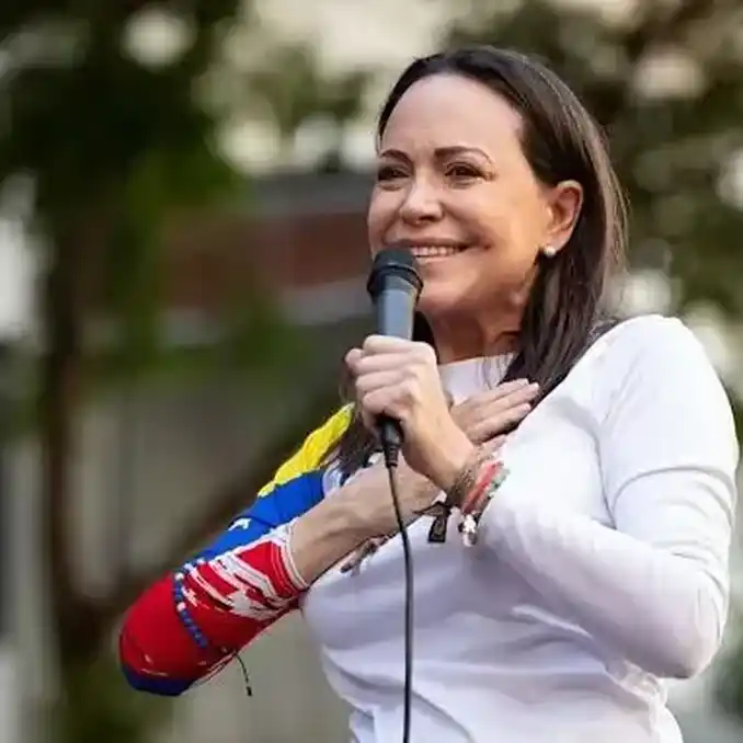 La líder exiliada de la oposición venezolana, desea volver a casa