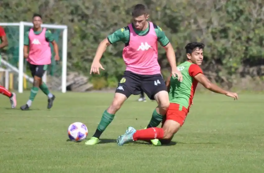 Círculo tuvo su primer amistoso contra un alternativo Aldosivi