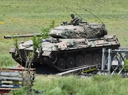 APDH rechazó y repudió la instalación de un tanque de guerra en la ciudad