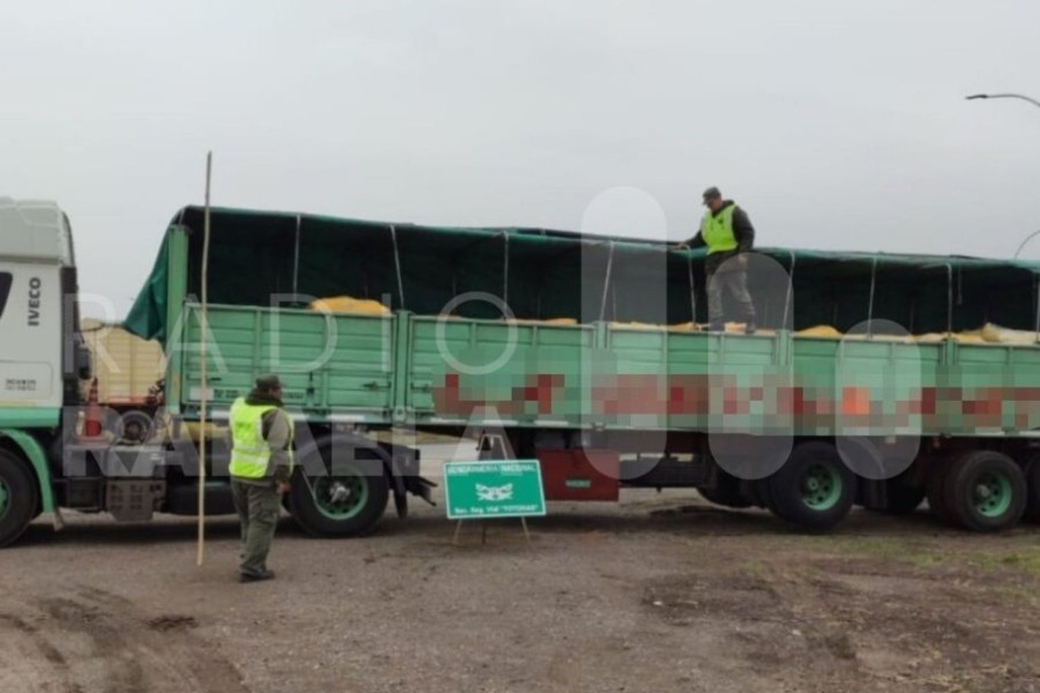 Detuvieron a un camión en Ruta Nacional 34 que circulaba con más de 20 toneladas de carbonato de potasio