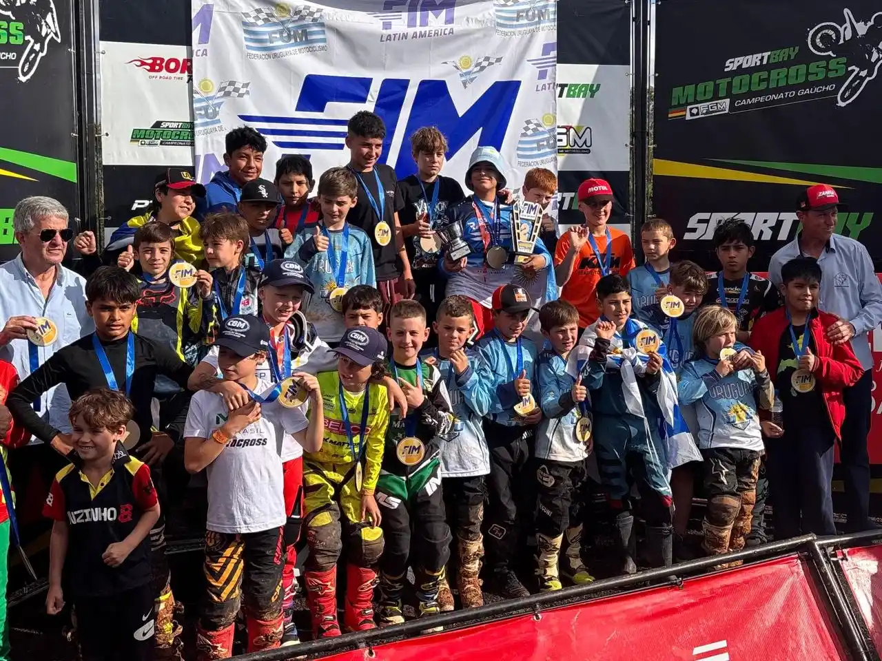 Meritoria participación de Valentino Bogue en la Copa FIM de Minicross en Uruguay