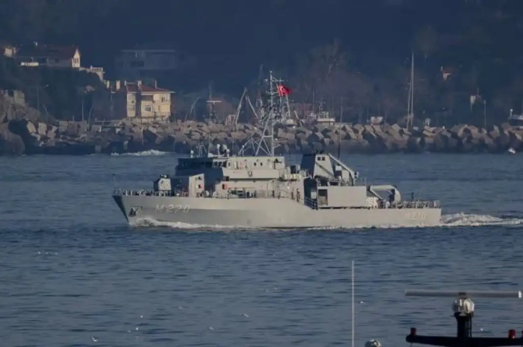 Turquía detona otra mina naval en el Mar Negro