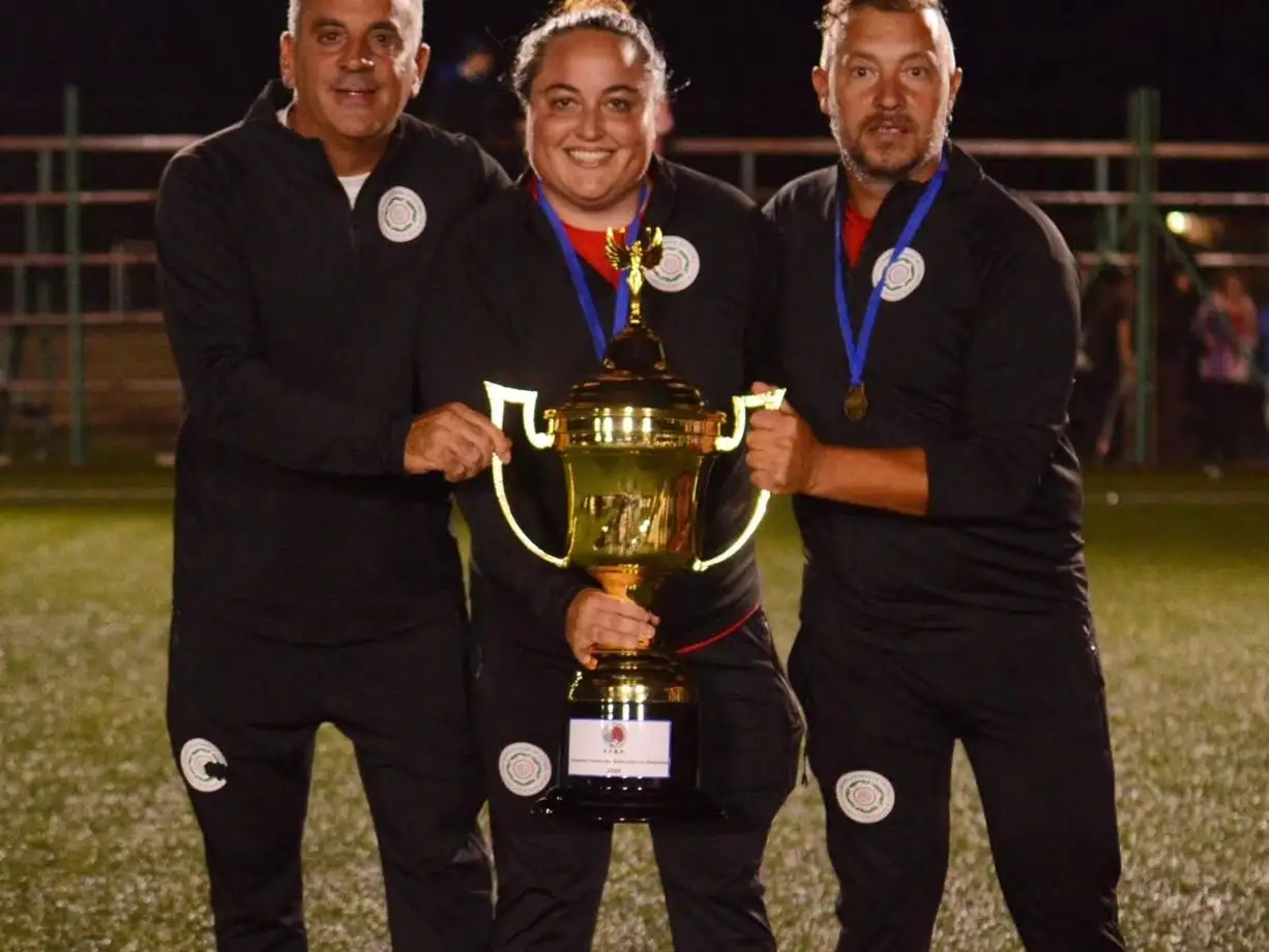 Selección femenina de futbol campeona