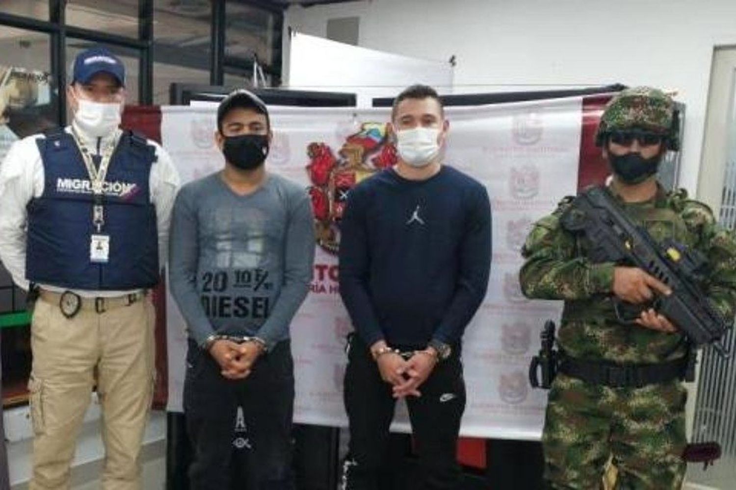 ¡RECLUTABAN JÓVENES EN BOGOTÁ! Expulsaron a dos espías venezolanos entrenados en Rusia y Cuba