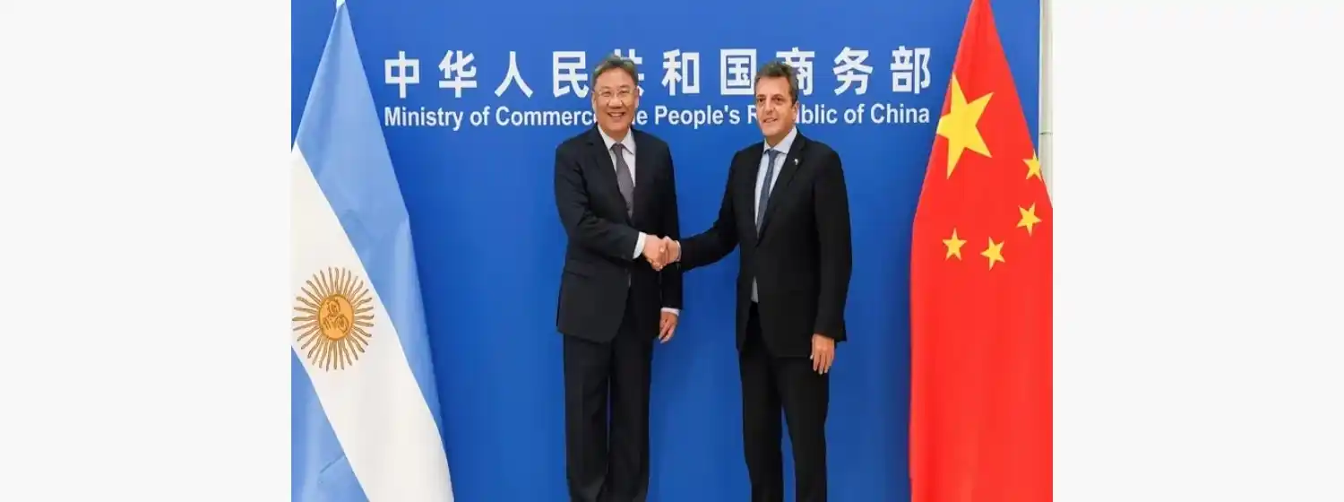 Los riesgos que esconde el acuerdo del swap con China: cuando las “ayudas” se pueden transformar en pesadillas