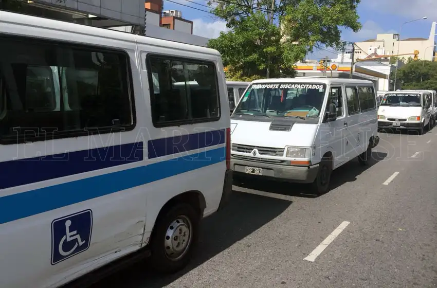 IOMA: "Los padres están desesperados, temen perder el transporte"